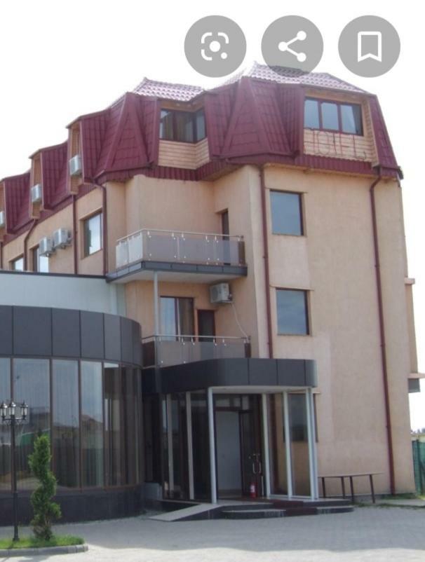 Hotel Plaisir Ploieşti Exteriér fotografie